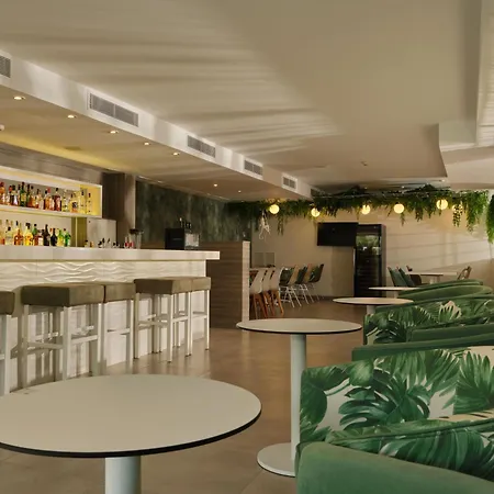 Bq Boutique - Adults Only 4*