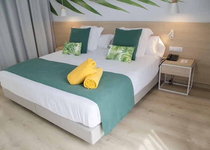 Bq Boutique - Adults Only 4*